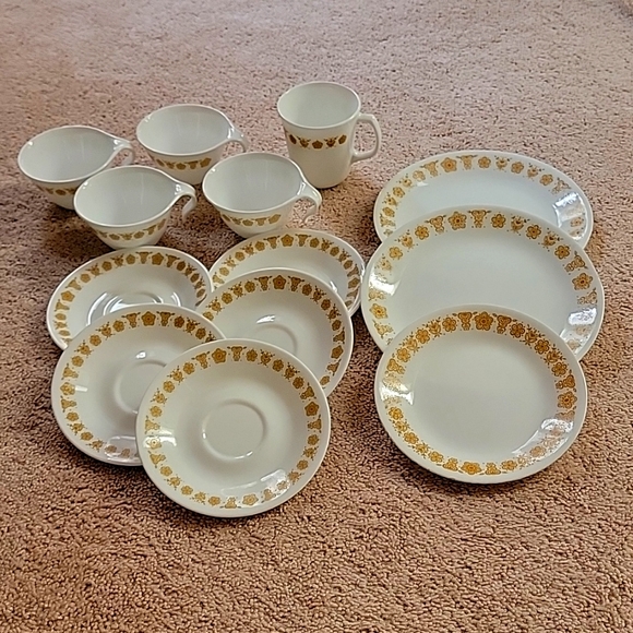 Corelle Other - Misc. Vintage Set of Corelle Corning Ware  Butterfly Gold dishes,mugs,saucers